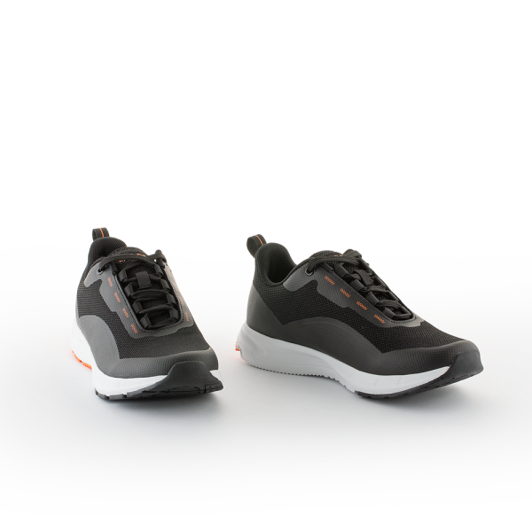 Sneakers REBLAST